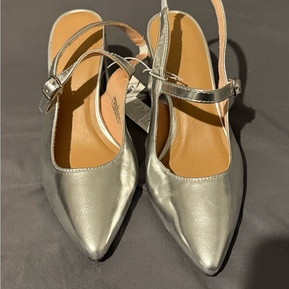 Old Navy Silver Women's Slingback Shoes, Women’s 7